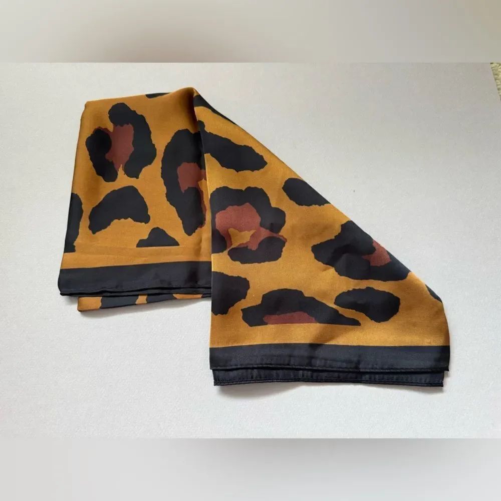 Animal Patterned Scarf N1101 - Picture 3 of 3
